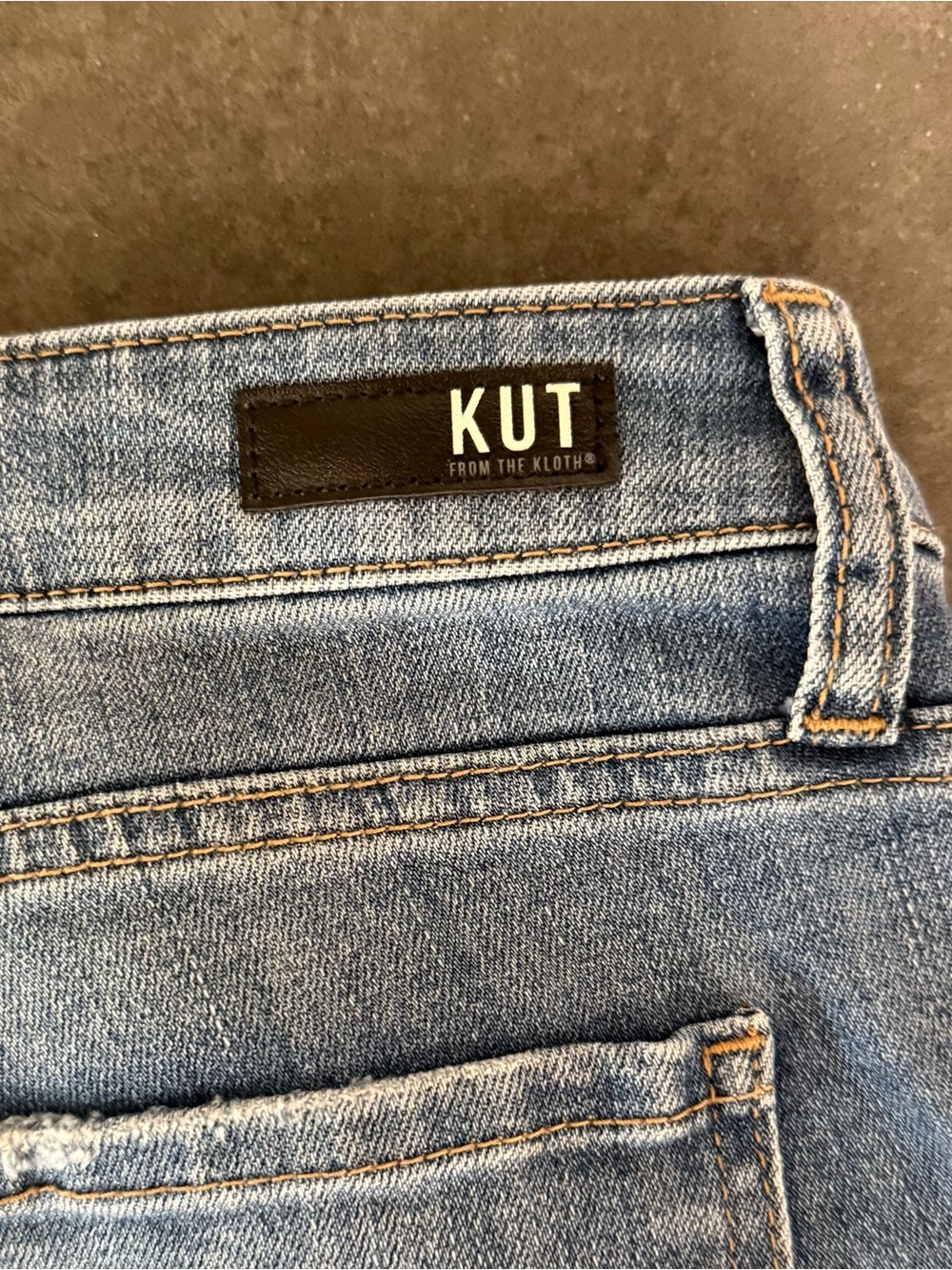 Kut from the Kloth Chloe Boyfriend Denim Womens Shorts High Rise Stretch Size 10 - Picture 8 of 11